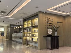 -杭州西湖湖滨银泰亚朵酒店