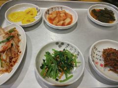 -故乡家韩国料理(丹东街店)