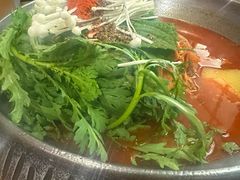 -喇喇排骨火锅·传统韩式脊骨汤(望京西园总店)