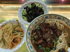 -金杨拉面王小吃面馆·牛三宝面·红烧牛肉粉