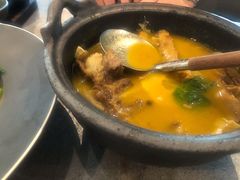 酸木瓜炖牛腩-半山腰·云南菜(侨福芳草地店)