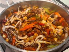 -黄记煌三汁焖锅(新佳丽江汉路店)