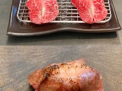 火炙和牛寿司-铭牛烧肉·和牛海鲜自助(高新月牙湖店)