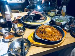 炒年糕-姜虎东白丁烤肉(恒隆广场店)