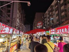 -正宁路小吃夜市