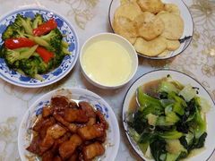 -爱的果实月嫂育婴师(世纪东方店)