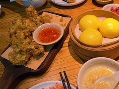 蛋黄流沙包-潮粥荟·潮汕砂锅粥(朝阳大悦城店)