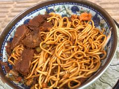 -牛师傅牛肉面(尚隆路店)