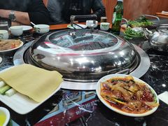 -那家东北铁锅炖鱼村(扶风十五年店)