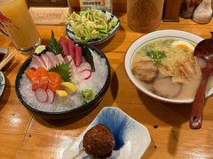 -晶吉·居酒屋·日本料理·烧鸟(中山区民主广场经典生活店)