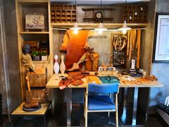 -HIGH FIVE哈福手工汉堡(桂林路店)