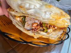 饼夹羊肉-张氏北相羊肉胡卜(八一店)