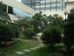 -东豪园林海鲜酒家(南港路辅路店)