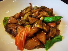 地三鲜-那家老院子东北菜·饺子·小鸡炖蘑菇(艳华街店)