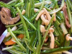 -大树下海鲜饭店