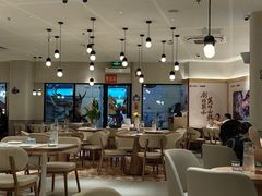 -必胜客(阿罗海店)