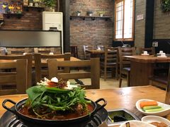 大堂-喇喇排骨火锅·传统韩式脊骨汤(望京西园总店)