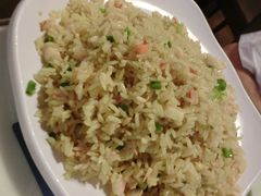 -新大咀港式茶餐厅(宝山万达店)