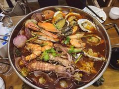 -老东镇啤酒屋海鲜加工·蒸汽海鲜·海鲜烧烤(台东店)