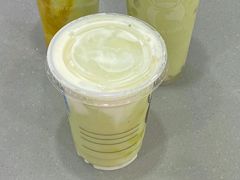 哈斯牛油果椰子冻-瑞幸咖啡(未来国际大厦店)
