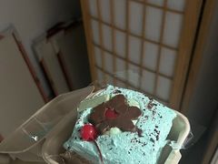 -Laderach 莱德拉(上海环贸iapm店)