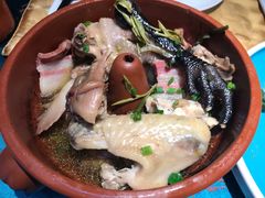 龙井茶香鸡-茶人村·只此江南(西湖总店)