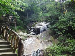 -罗田薄刀峰风景区