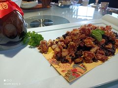 -巴国布衣(新豪天地店)