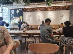 大堂-馋三尺蟹粉小笼(人民广场店)