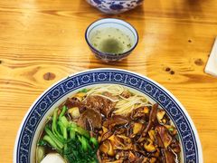 -沪西老弄堂面馆(定西路店)