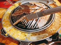-青瓦炭韩潮烤肉(花园道店)