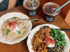 -CowCow其其·牛杂咖啡公司(六运店)