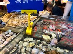 -领鲜活海鲜榴莲自助火锅(东门店)