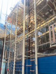 -PIPIKINGDOM皮皮王国欢乐号(欢乐海岸购物中心店)