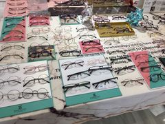 -肆兮眼镜·蔡司·徕卡战略合作店(大坪店)
