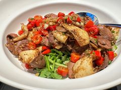 煲烧雪花牛仔骨-曾宴·楚菜(湖北省博物馆店)