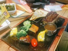 -豪客来牛排(重庆三峡广场步行街1704店)