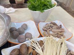 -潮悦牛肉火锅城(水贝店)