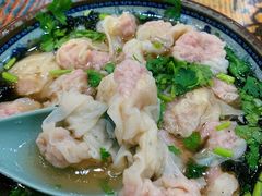 -老谢野馄饨(延安路店)