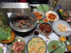 -草家酱蟹炭火烤肉店(珲春南路一店)