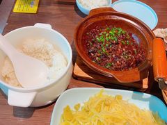 -有红鸡毛店·川菜(建设路店)