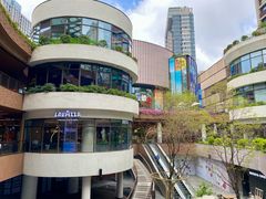 -瑞虹新天地月亮湾