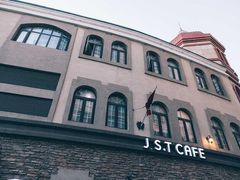 -鲁邦国际风情街(麦世达韩国精品百货店)
