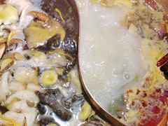 -洱火云南酸菜牛肉火锅(石景山当代商城店)