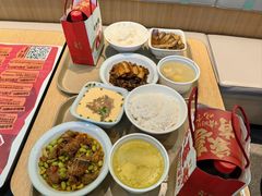 -老乡鸡(西岸凤巢店)