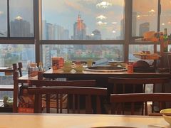 靠窗位-晓宇重庆火锅(赛格国际购物中心店)