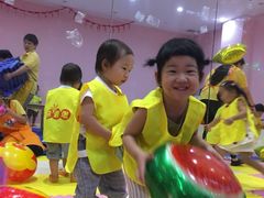-想象乐创意早教托育中心(殷高西路店)