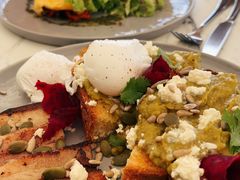 -The Sunny Side Cafe Station 1
