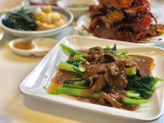 沙茶牛肉炒芥蓝-新大咀港式茶餐厅(宝山万达店)