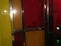 -百威KTV(恒福路店)